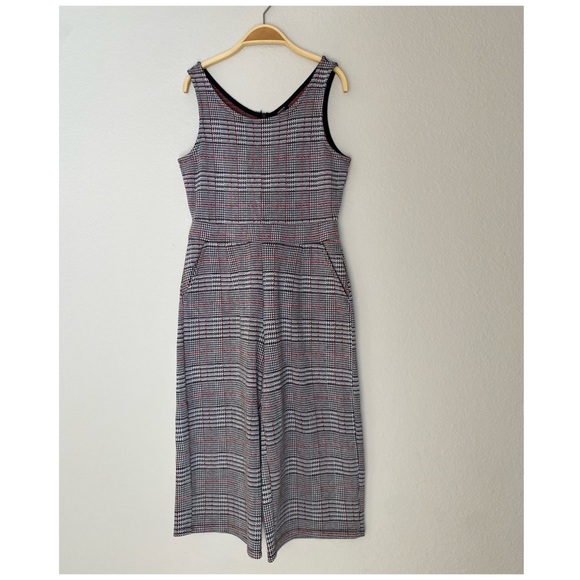 Girl Jumpsuit 12 - Picture 7 of 7